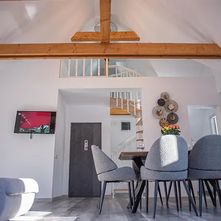 Aparthotel Yael Luxury 5 Busteni
