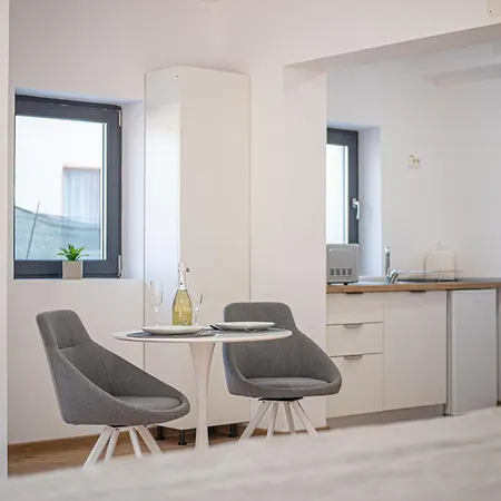 Yael Luxury 5 Aparthotel