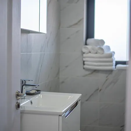 Yael Luxury 5 * Busteni