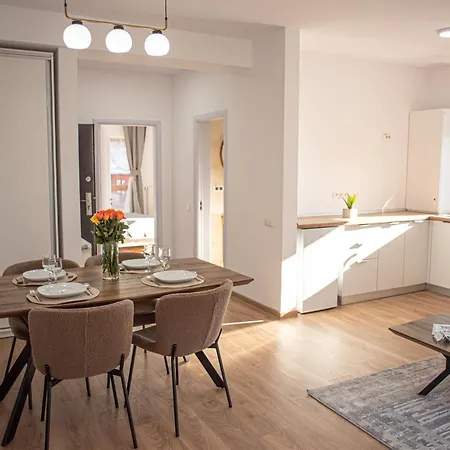 Yael Luxury 5 Aparthotel Busteni
